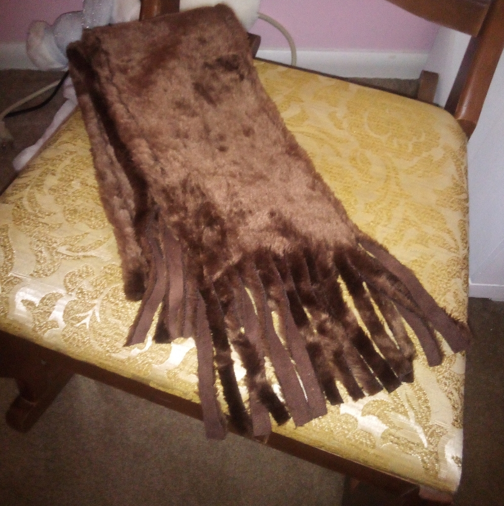Retro Velour Scarf